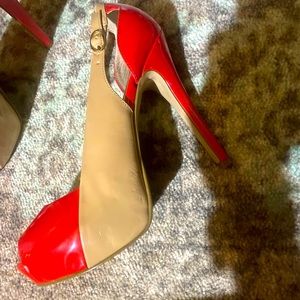 8 guess two tone heel